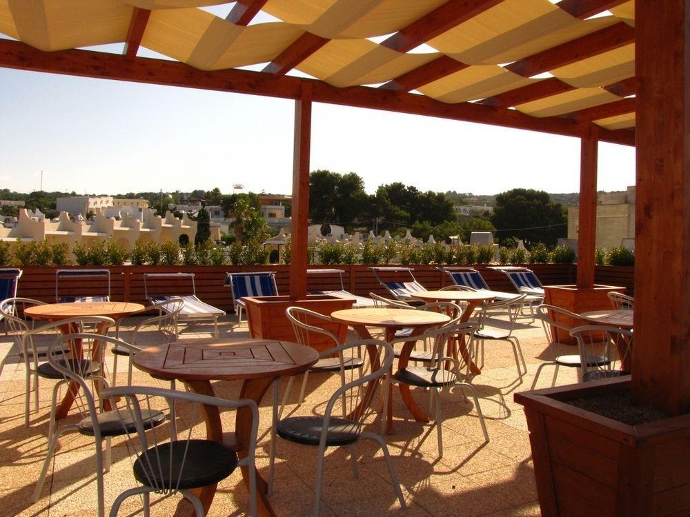 Cala Saracena Resort Torre Vado Eksteriør billede